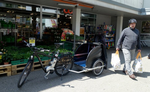 Ce jour-là, Max était en charge de la tournée au centre-ville.